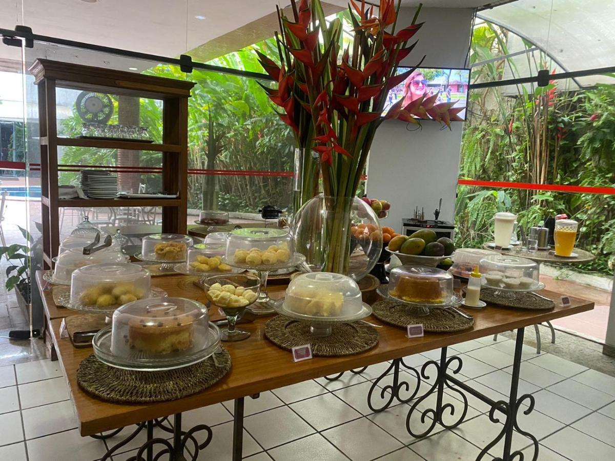 Tarik Fontes Plaza Hotel